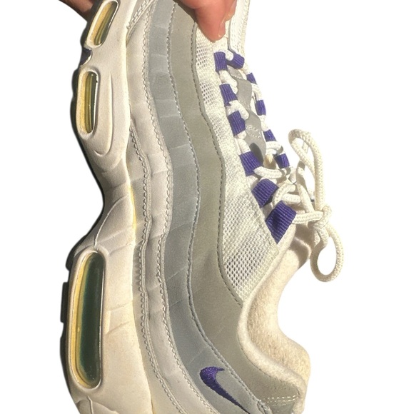 Nike Air Max 95 Classic White Gray Purple Shoes Size 8.5 sneakers elegant - Picture 7 of 11